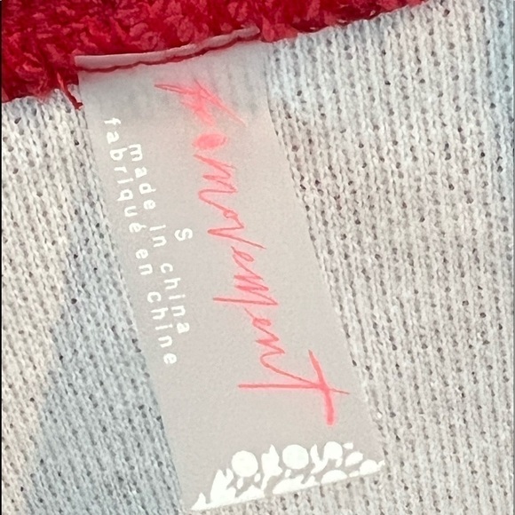 Free People Movement Cardi Mountain Graphic NWT - Picture 14 of 15